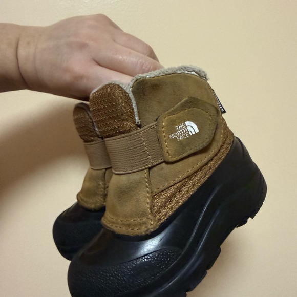 The North Face Kids' Brown Snow Boots Toddler 7 - Picture 2 of 6